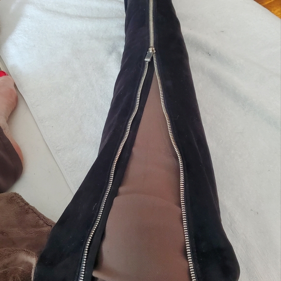 Thigh high front zip faux suede boots - Picture 4 of 8